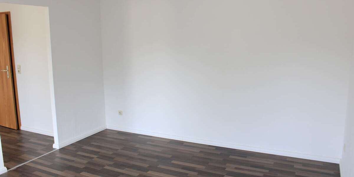 renovierte 3 Zimmer-Wohnung ***Einbauküche möglich*** mit Balkon - Appartement Magdeburg Sudenburg | Angebot:11013010