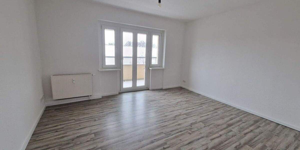 Zimmer Magdeburg Cracau - 3 Zimmer, 71 m&sup2;, 469&euro; | Angebot:25750167