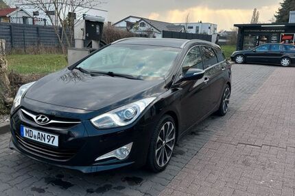 Hyundai i40 202.000 km 6.300 &euro; Magdeburg 39126