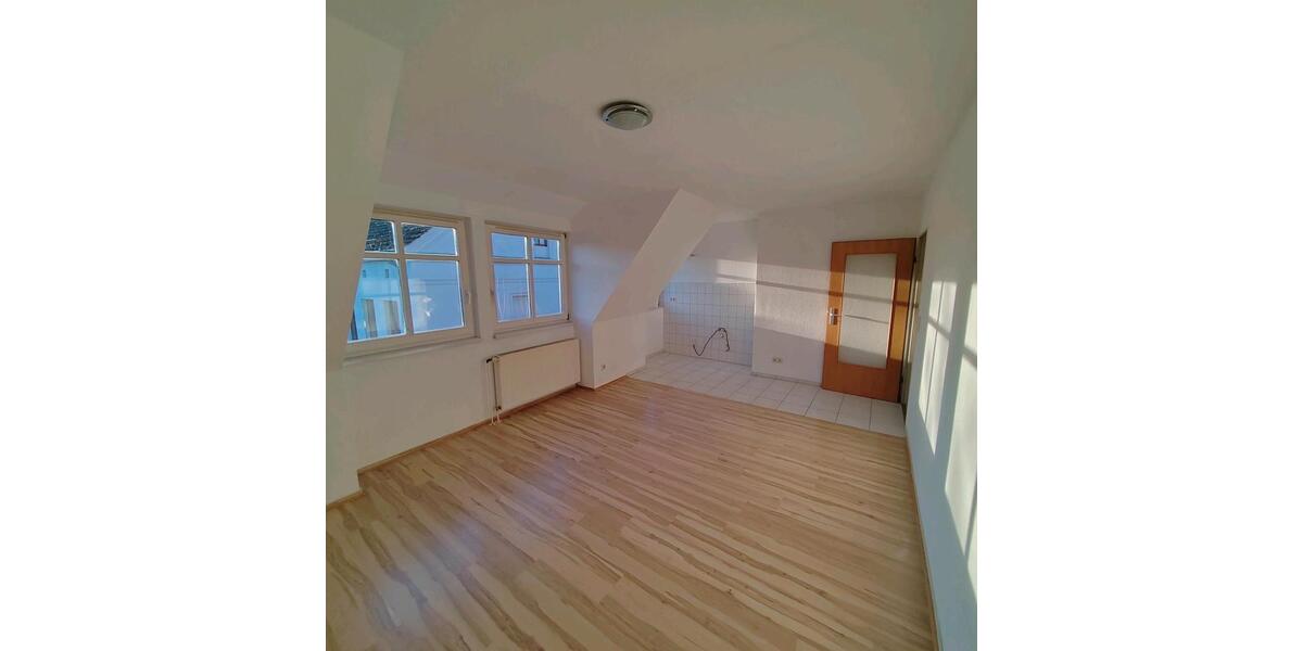 Dachgeschoßwohnung Haldensleben - 1 Zimmer, 46 m&sup2;, 67.000&euro; | Angebot:27258962