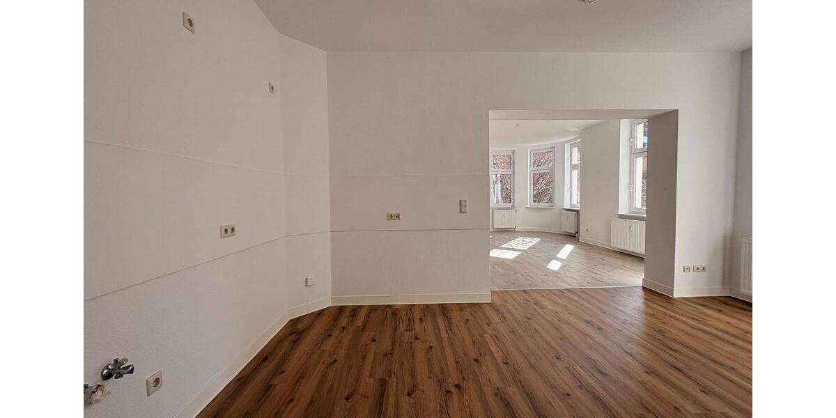 Etagenwohnung Magdeburg Leipziger Straße - 4 Zimmer, 102 m&sup2;, 900&euro; | Angebot:25792930