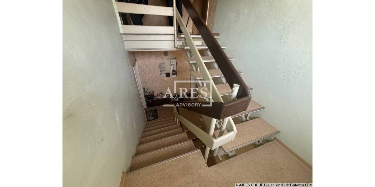 Mehrfamilienhaus, Wohnhaus Hakeborn Hakeborn - 1 Zimmer, 370 m&sup2;, 100.000&euro; | Angebot:25997800