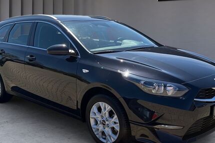 Kia ceed Sportswagon 25.700 km 24.350 &euro; Magdeburg 39128