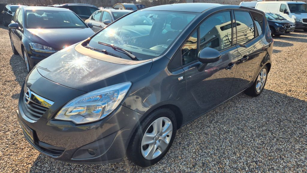 Opel Meriva 78.500 km 5.990 &euro; Schönebeck 39218