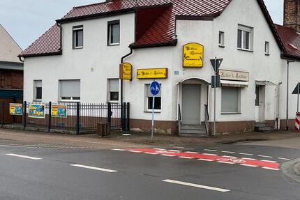 Haus Biederitz - 8 Zimmer, 200 m&sup2;, 250.000&euro; | Angebot:25396111