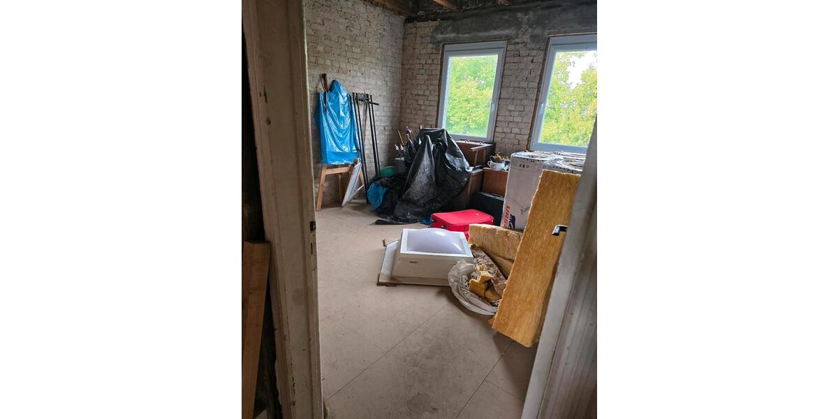 Mehrfamilienhaus, Wohnhaus Schönebeck (Elbe) - 8 Zimmer, 220 m&sup2;, 235.000&euro; | Angebot:26848495