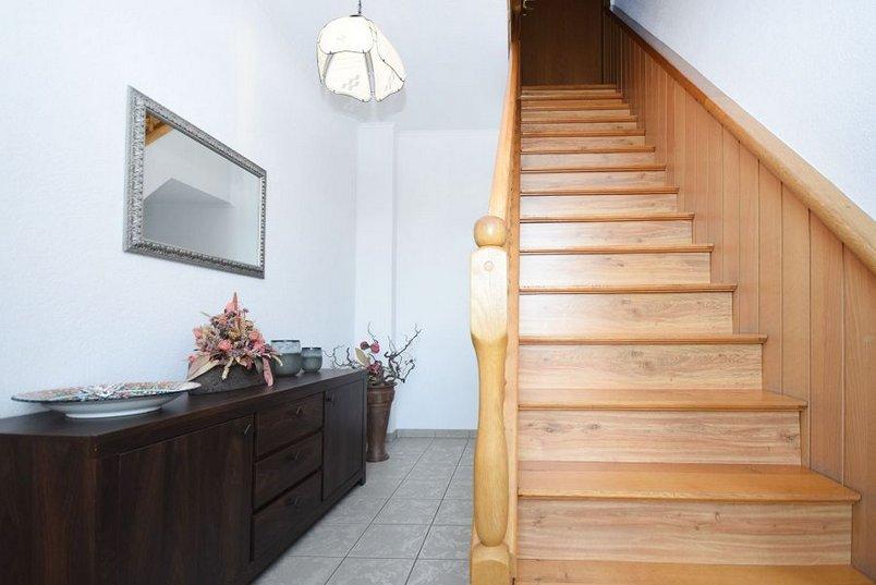 Einfamilienhaus Oschersleben (Bode) - 8 Zimmer, 260 m&sup2;, 320.000&euro; | Angebot:27027654