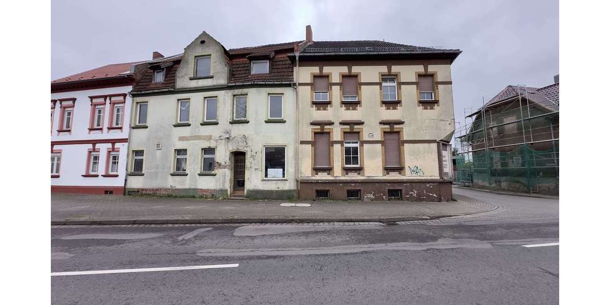 Haus zum Kaufen in Niedere Börde 149.000 € 471 m² 18 zimmer