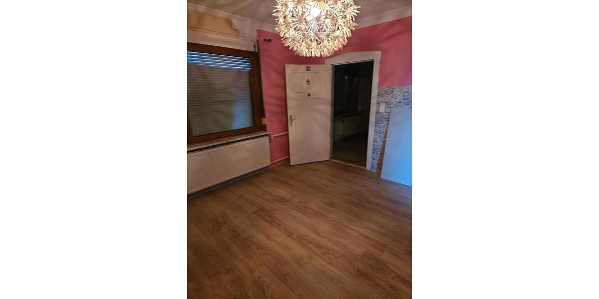 Einfamilienhaus Calbe (Saale) - 6 Zimmer, 186 m&sup2;, 119.999&euro; | Angebot:26781154
