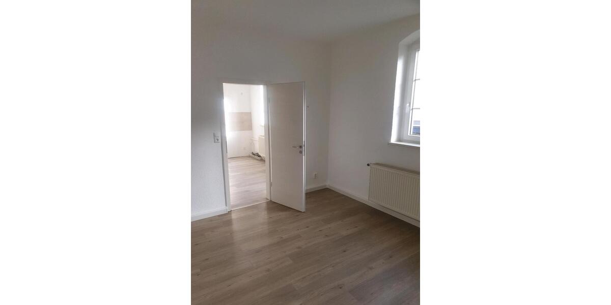 Erdgeschoßwohnung Bördeland - 4 Zimmer, 90 m&sup2;, 742&euro; | Angebot:25451808