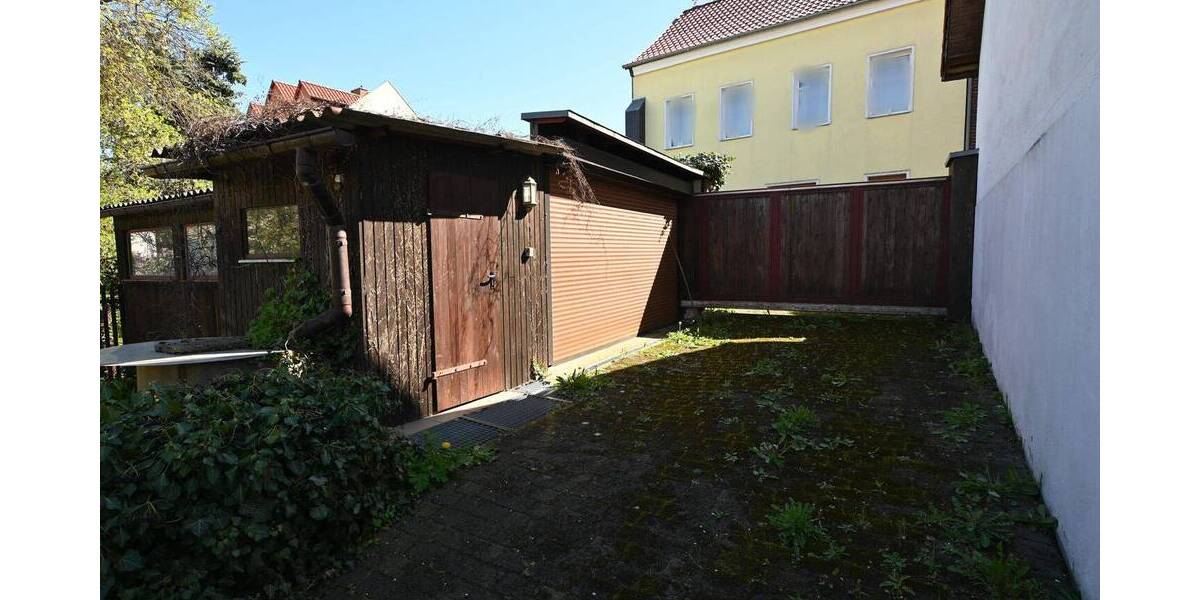 Mehrfamilienhaus, Wohnhaus Burg - 6 Zimmer, 160 m&sup2;, 250.000&euro; | Angebot:26556807
