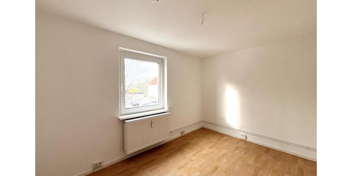 Etagenwohnung Magdeburg Großer Silberberg - 2 Zimmer, 37 m&sup2;, 258&euro; | Angebot:25579481