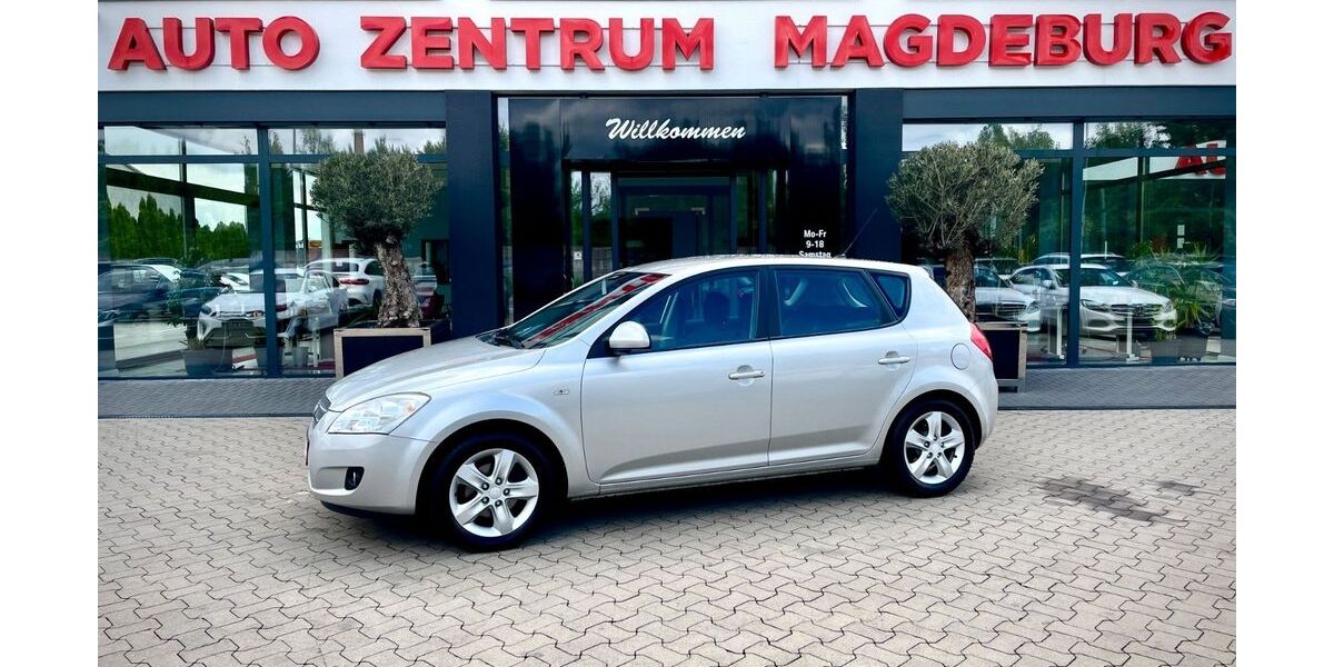 Kia ceed / Ceed 99.931 km 4.950 &euro; Magdeburg 39112