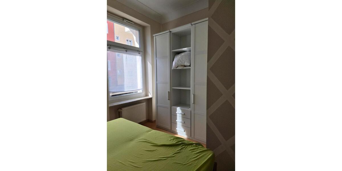 Hochparterre Magdeburg Nordwest - 4 Zimmer, 105 m&sup2;, 1.450&euro; | Angebot:27628132