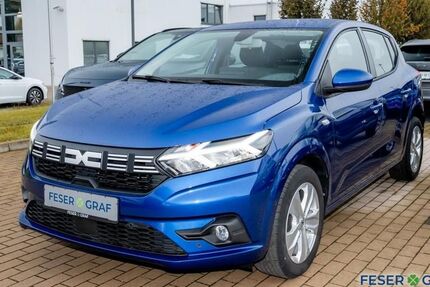 Dacia Sandero 33.000 km 13.980 € Magdeburg 39118