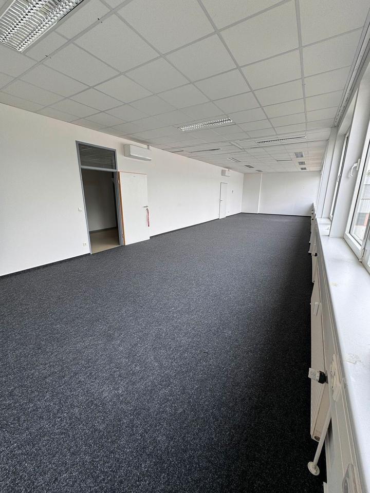 72m² Büro mit Klima, Parkplatz, Kantine, Glasfaser in Magdeburg zimmer