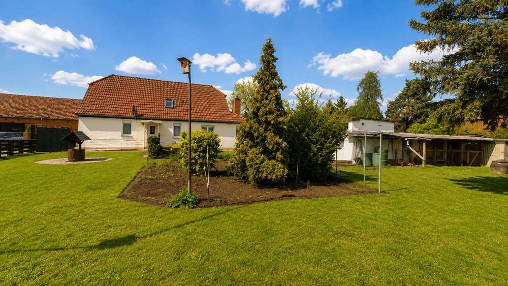 Einfamilienhaus Burg b. Magdeburg - 4 Zimmer, 150 m&sup2;, 135.000&euro; | Angebot:26750841