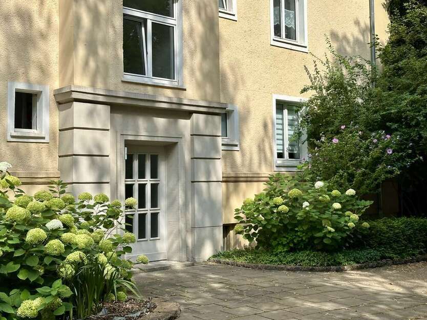 Wohnung zum Mieten in Magdeburg 325 € 45.5 m²