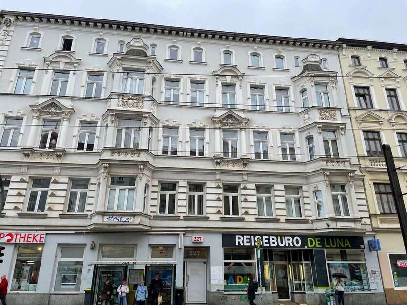 Wohnung zum Mieten in Magdeburg 700 € 91 m² 3 zimmer