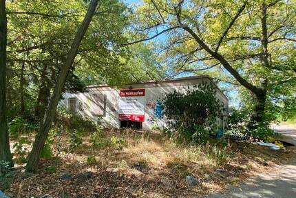 Gewerbeobjekt bzw. Baugrundstück in Burg, der Stadt der Türme zimmer