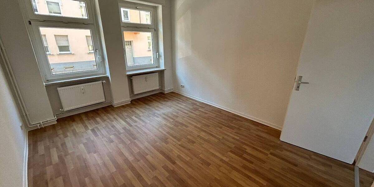 Etagenwohnung Magdeburg Sudenburg - 3 Zimmer, 57 m&sup2;, 381&euro; | Angebot:26673530