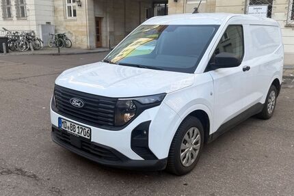 Ford Transit Courier 4.800 km 19.700 &euro; Magdeburg 39104