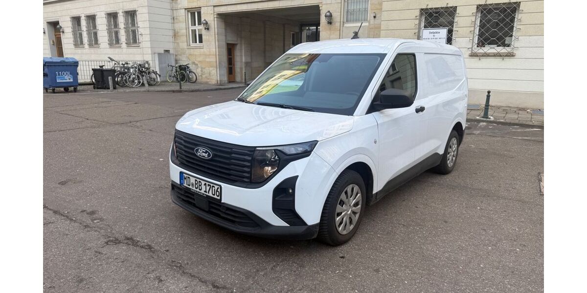 Ford Transit Courier 4.800 km 19.700 &euro; Magdeburg 39104