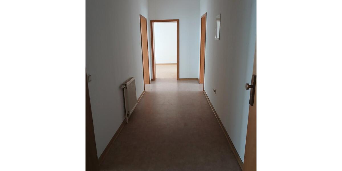 Etagenwohnung Oschersleben (Bode) - 3 Zimmer, 82 m&sup2;, 427&euro; | Angebot:26477201