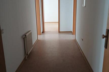Wohnung Oschersleben (Bode) - 3 Zimmer, 82 m&sup2;, 427&euro; | Angebot:26477201
