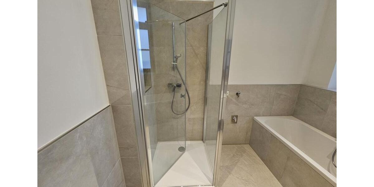 Erdgeschoßwohnung Magdeburg Alte Neustadt - 3.5 Zimmer, 108 m&sup2;, 930&euro; | Angebot:25442023