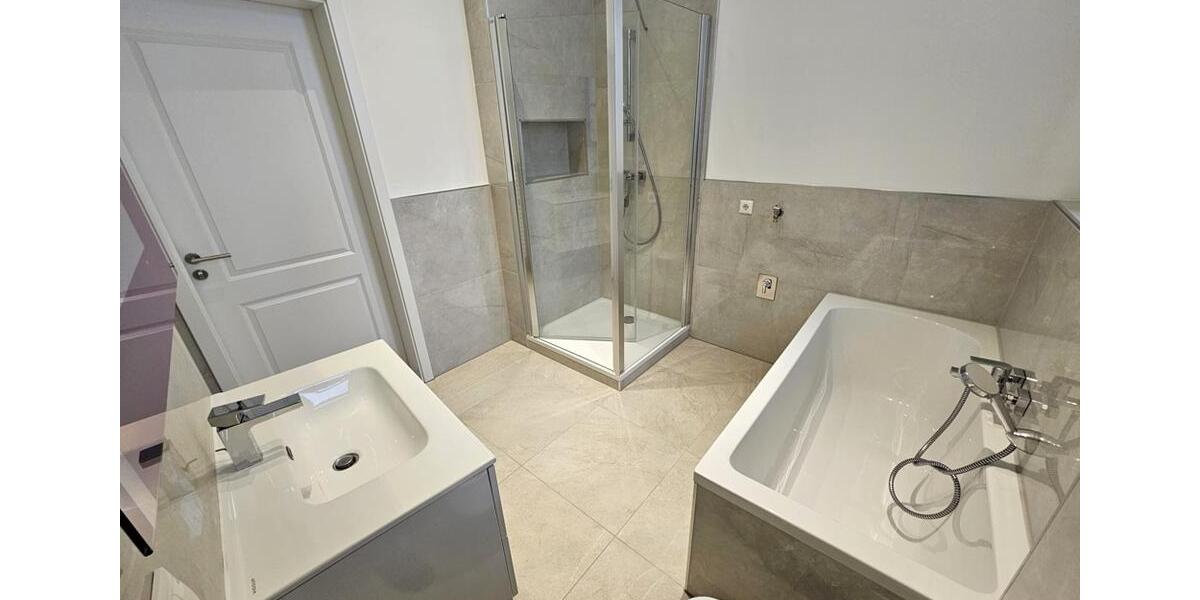 Erdgeschoßwohnung Magdeburg Alte Neustadt - 3.5 Zimmer, 108 m&sup2;, 930&euro; | Angebot:25442023