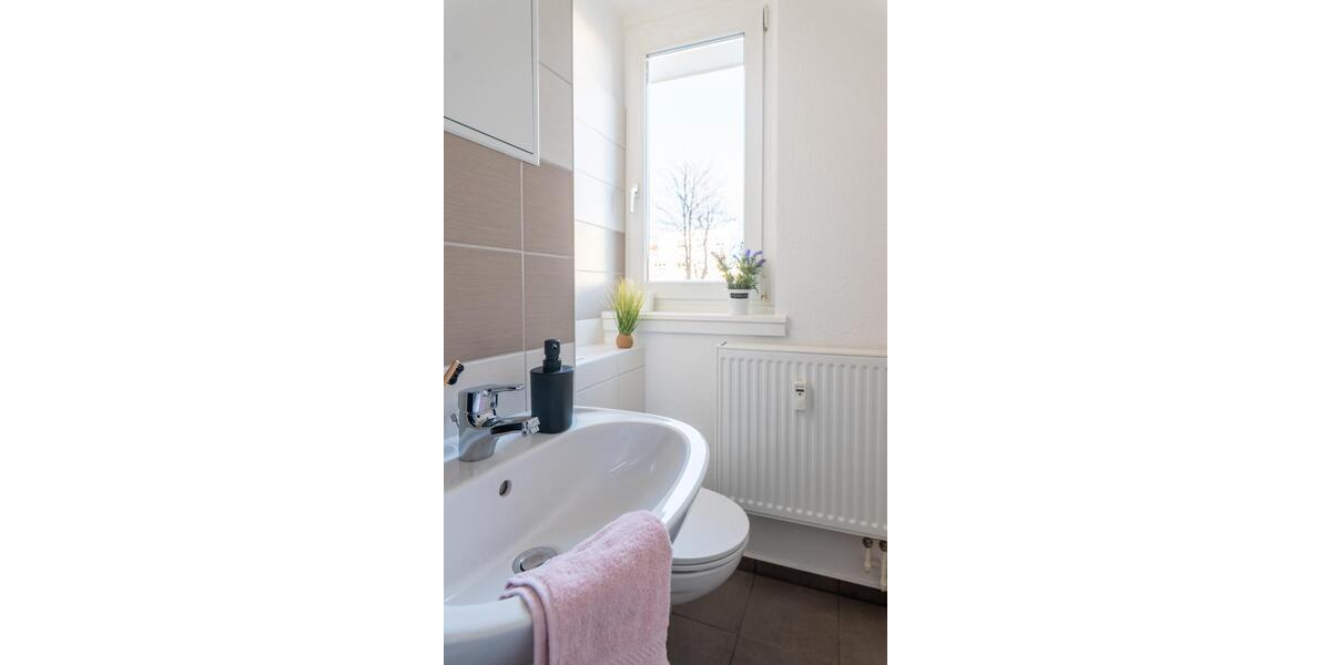 Erdgeschoßwohnung Schönebeck (Elbe) - 3 Zimmer, 62 m&sup2;, 370&euro; | Angebot:25570832