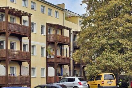 Attraktives Wohnungspaket mit 12 Wohnungen und 36 Zimmer 3 zimmer