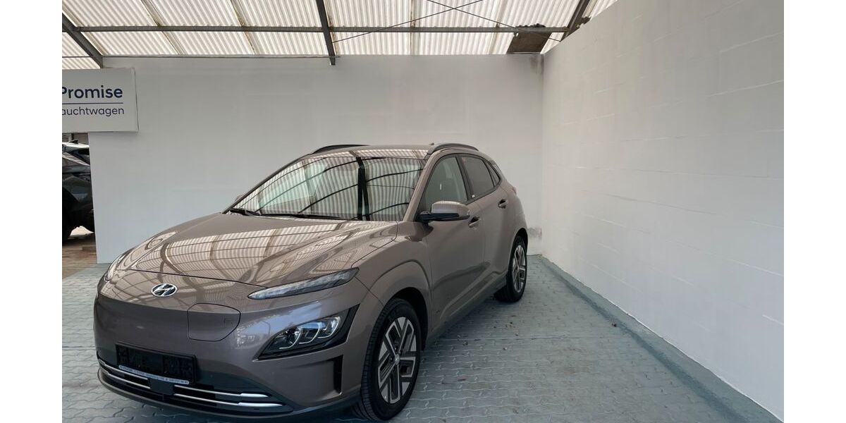 Hyundai KONA 24.978 km 21.600 &euro; Magdeburg 39116