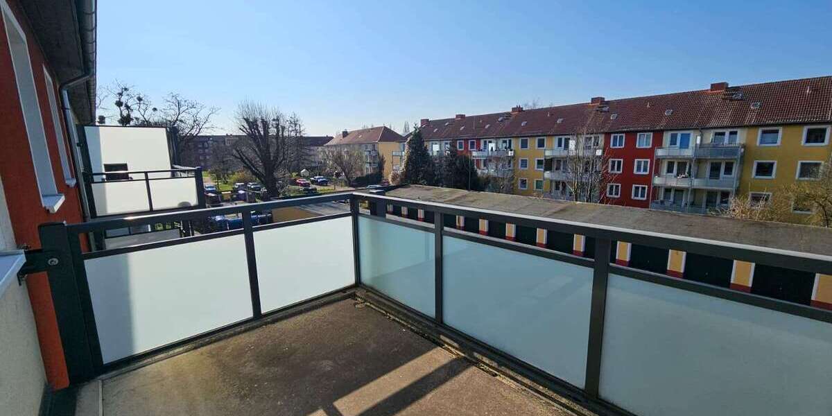 Etagenwohnung Magdeburg Fermersleben - 2 Zimmer, 53 m&sup2;, 310&euro; | Angebot:25381529