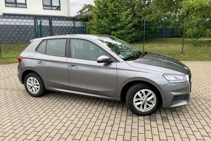 Skoda Fabia 43.000 km 15.300 € Magdeburg 39124