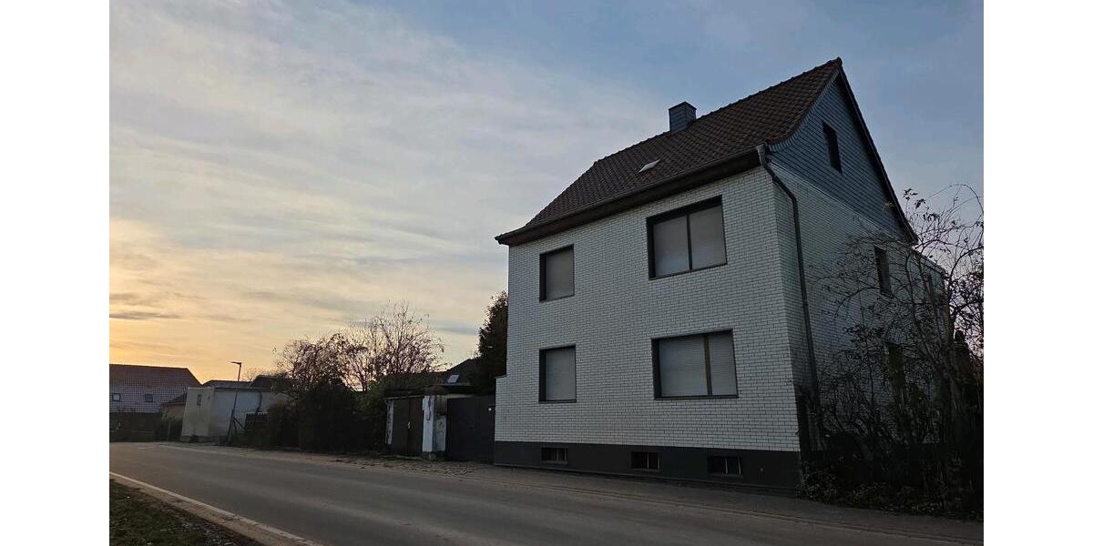 Einfamilienhaus Calbe (Saale) - 8 Zimmer, 168 m&sup2;, 129.000&euro; | Angebot:24896065
