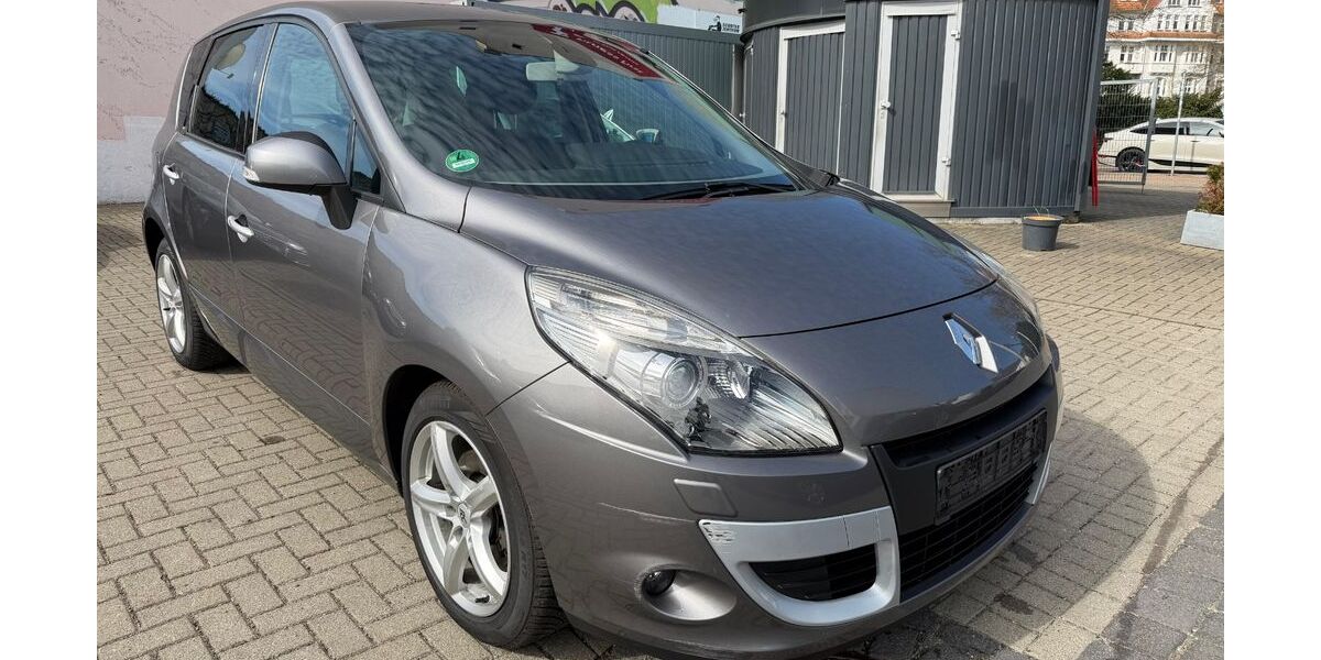 Renault Scenic 240.000 km 1.999 &euro; Magdeburg 39112