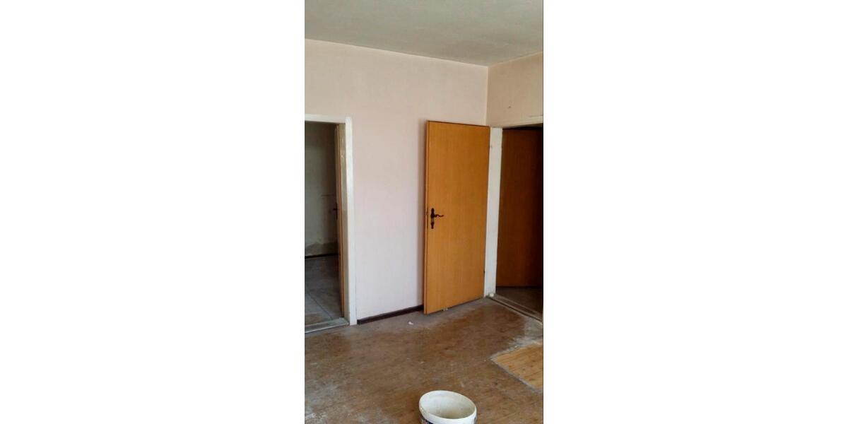 Doppelhaushälfte Egeln - 8 Zimmer, 140 m&sup2;, 69.000&euro; | Angebot:26094222