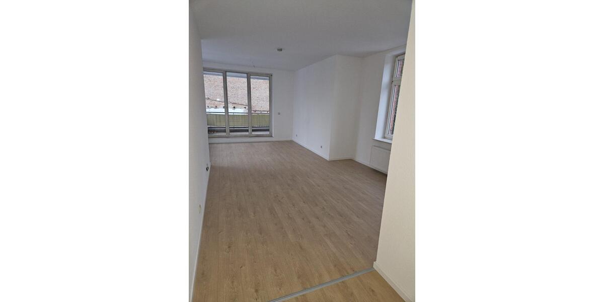 Etagenwohnung Magdeburg Neue Neustadt - 3 Zimmer, 89 m&sup2;, 630&euro; | Angebot:25903022