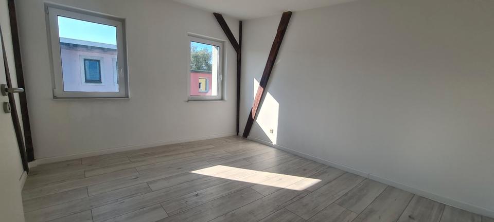 Dachgeschoßwohnung Magdeburg Beyendorf-Sohlen - 2 Zimmer, 73 m&sup2;, 475&euro; | Angebot:27650842