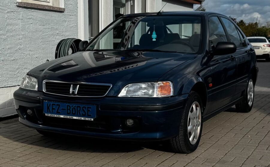 Honda Civic 114.000 km 2.900 € Burg 39288