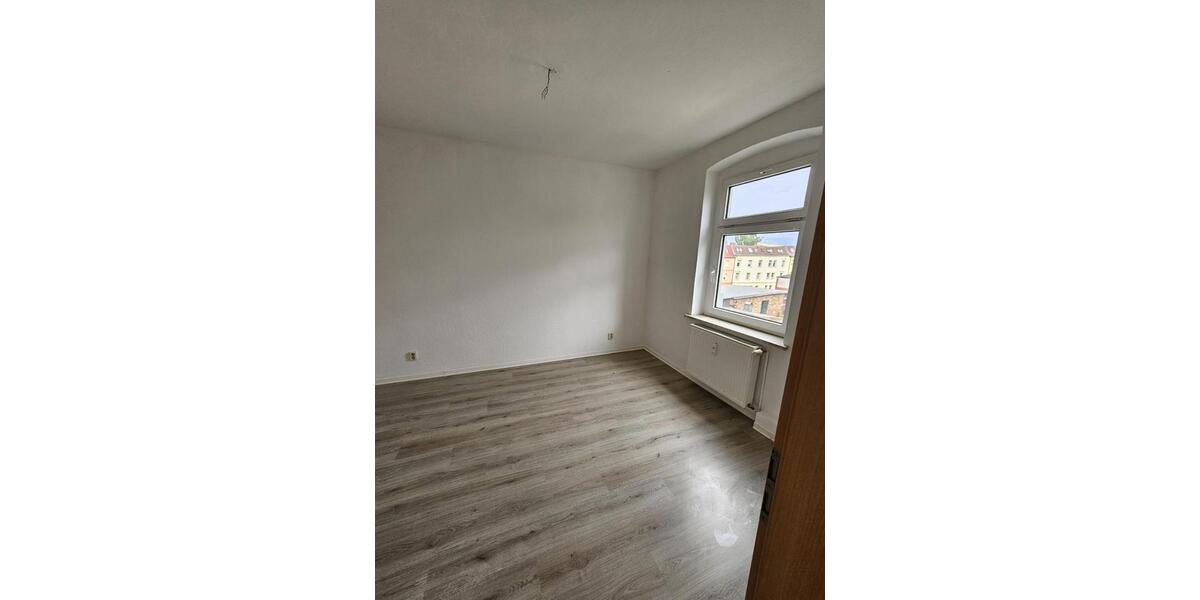 Helle Renovierte 2-Raum-Wohnung in Magdeburg Lemsdorf 2 zimmer