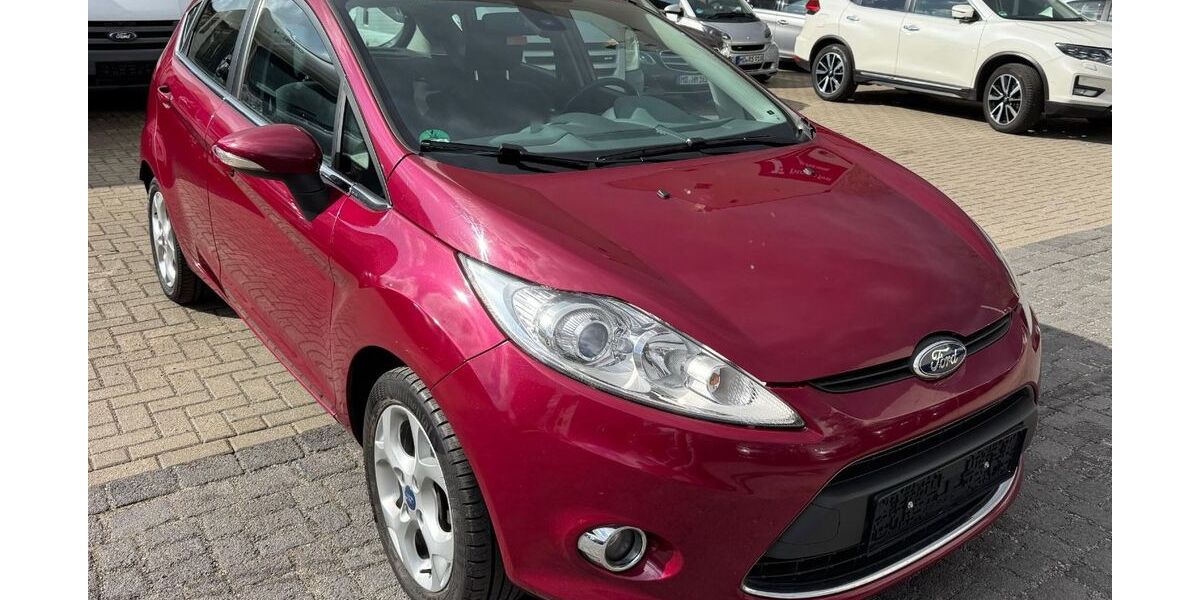 Ford Fiesta 260.000 km 2.790 &euro; Magdeburg 39112
