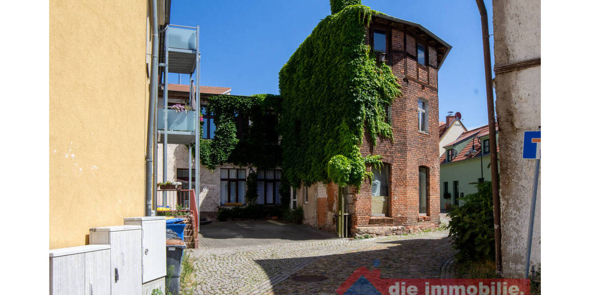Mehrfamilienhaus, Wohnhaus Wolmirstedt - 1 Zimmer, 320 m&sup2;, 330.000&euro; | Angebot:25708718