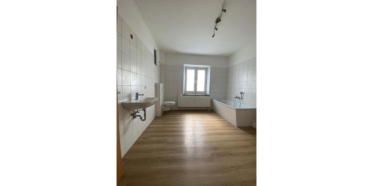 Etagenwohnung Haldensleben - 3 Zimmer, 88 m&sup2;, 750&euro; | Angebot:23510528