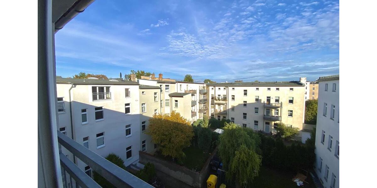 Dachgeschoßwohnung Magdeburg Leipziger Straße - 3 Zimmer, 86 m&sup2;, 473&euro; | Angebot:20575305