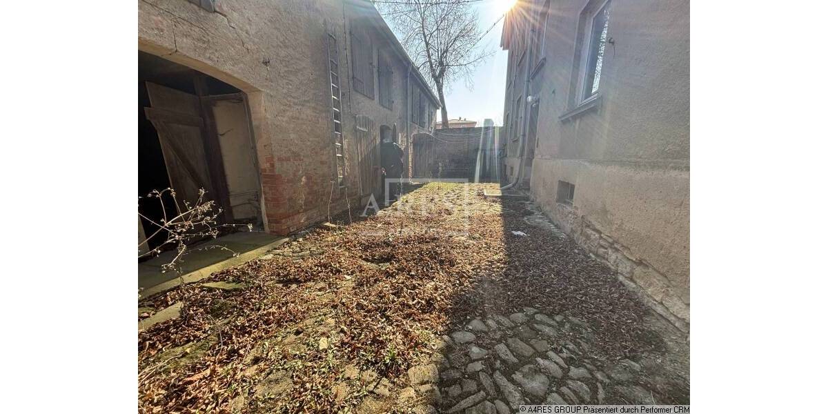 Mehrfamilienhaus, Wohnhaus Hakeborn Hakeborn - 1 Zimmer, 249 m&sup2;, 20.000&euro; | Angebot:25971029
