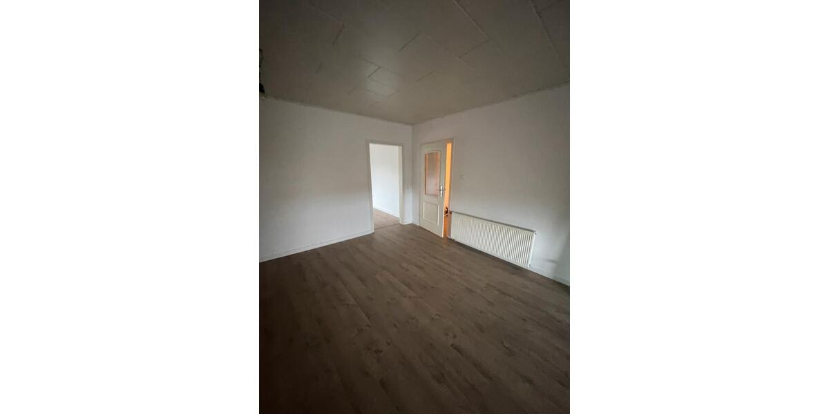 Etagenwohnung Bördeland - 3 Zimmer, 100 m&sup2;, 756&euro; | Angebot:24351065