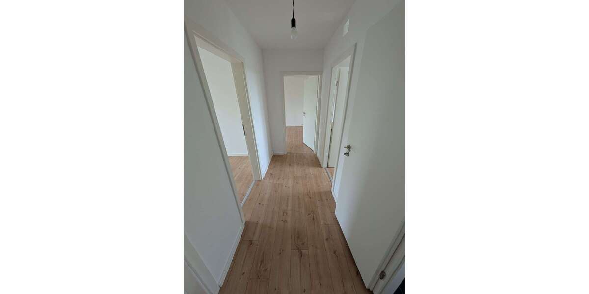 Etagenwohnung Magdeburg Stadtfeld Ost - 4 Zimmer, 72 m&sup2;, 499&euro; | Angebot:26183533